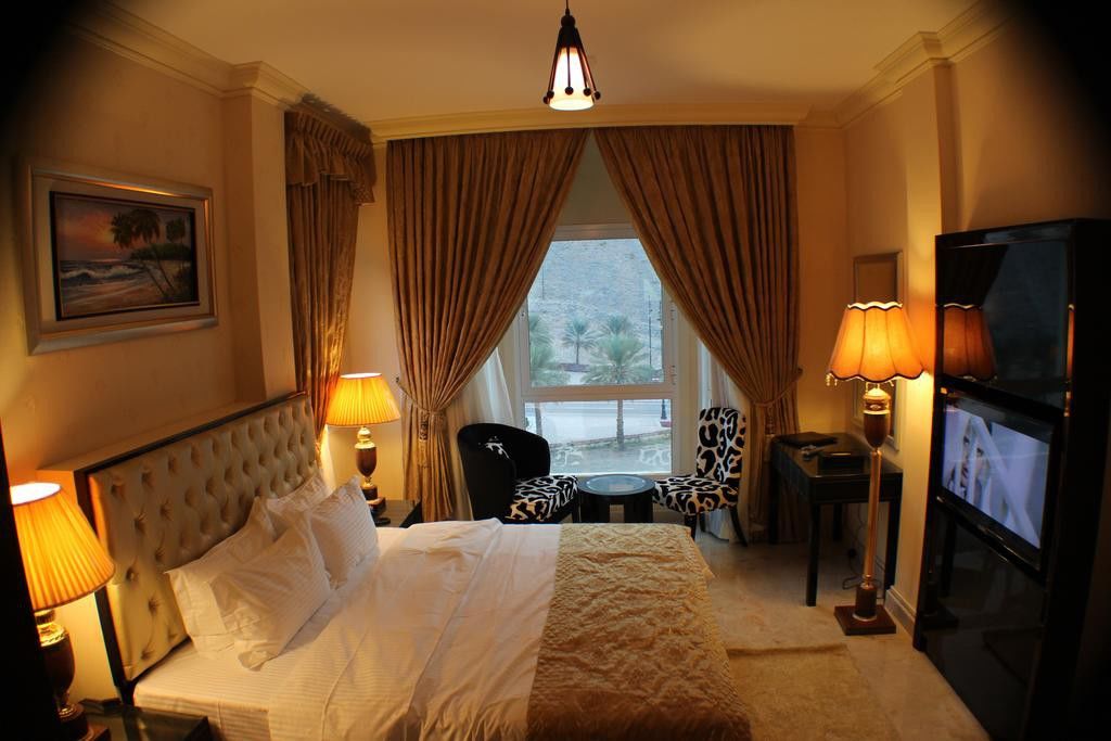 Pioneer Hotel Apartments Muscat Eksteriør billede